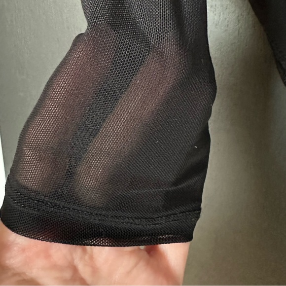 Forever 21 Black Mesh Bodysuit - Size Medium - Picture 3 of 6